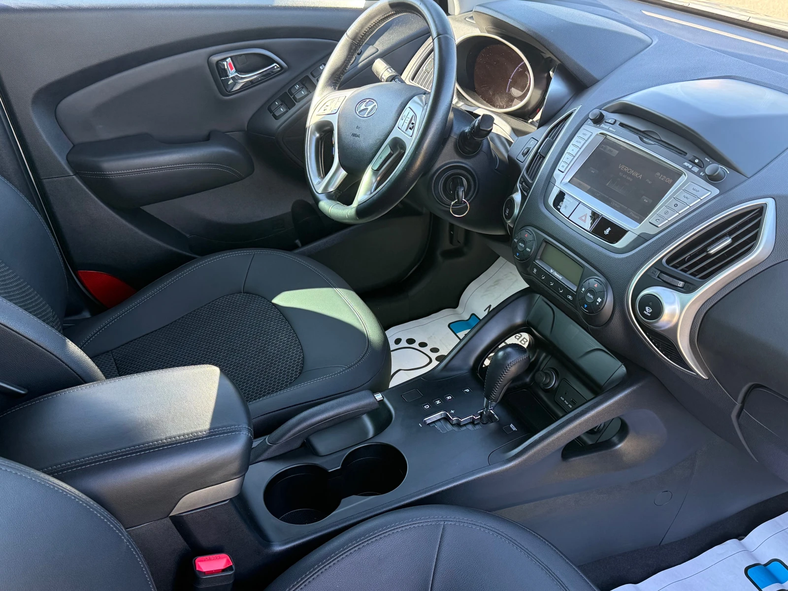 Hyundai IX35 2.0I Style - изображение 10