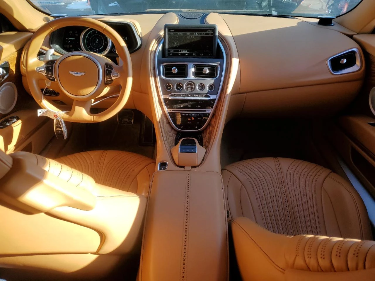 Aston Martin Други DB11 V12 Coupe - изображение 8