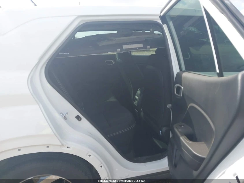 Hyundai Venue 1.6l Sel, снимка 8 - Автомобили и джипове - 53943133