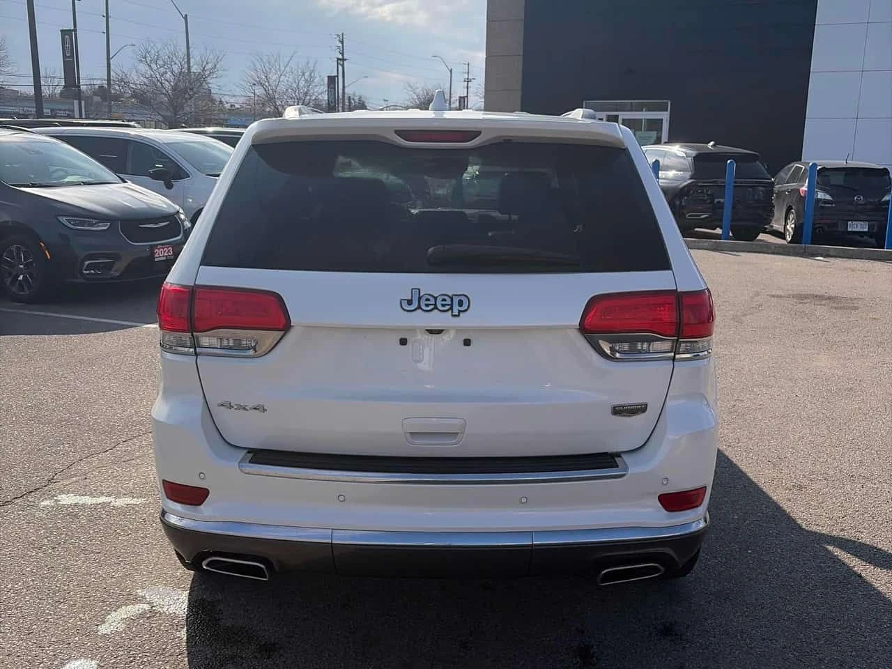 Jeep Grand cherokee * Summit * ДИСТРОНИК * ОБДУХВАНЕ * 360 * ПОДГРЕВ, снимка 5 - Автомобили и джипове - 54034433