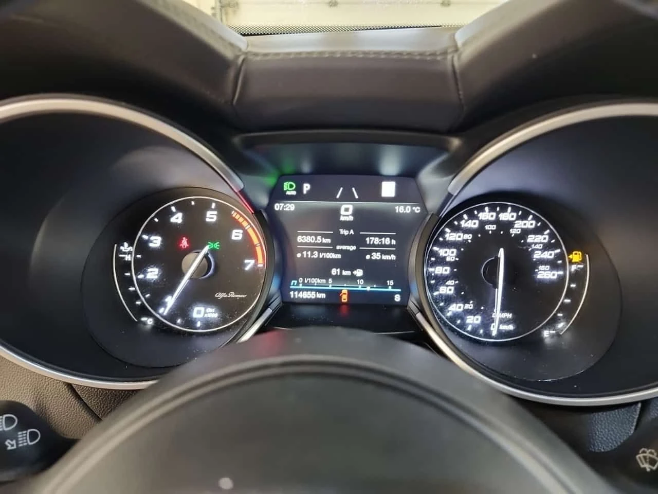 Alfa Romeo Stelvio * VELOCE * ДИСТРОНИК* ПАНОРАМА* КАМЕРА* , снимка 9 - Автомобили и джипове - 54358432