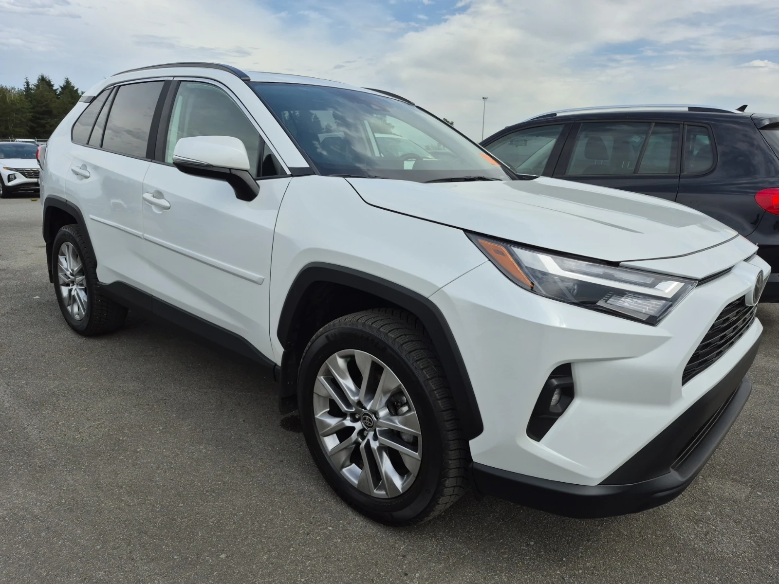 Toyota Rav4 * * CARFAX * * АВТО КРЕДИТ * * Цена до БГ * * , снимка 2 - Автомобили и джипове - 54496679