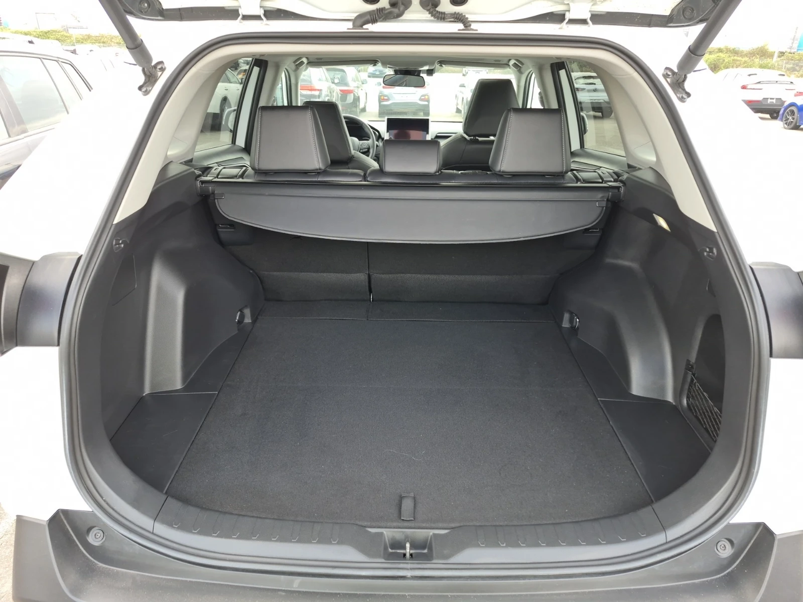 Toyota Rav4 * * CARFAX * * АВТО КРЕДИТ * * Цена до БГ * * , снимка 12 - Автомобили и джипове - 54496679