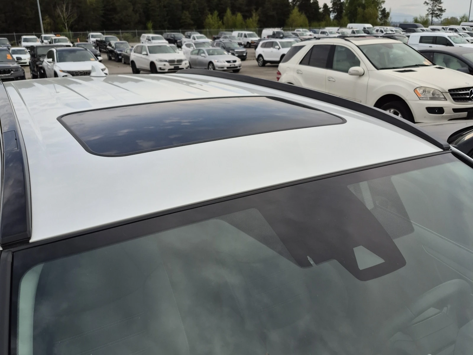 Toyota Rav4 * * CARFAX * * АВТО КРЕДИТ * * Цена до БГ * * , снимка 5 - Автомобили и джипове - 54496679