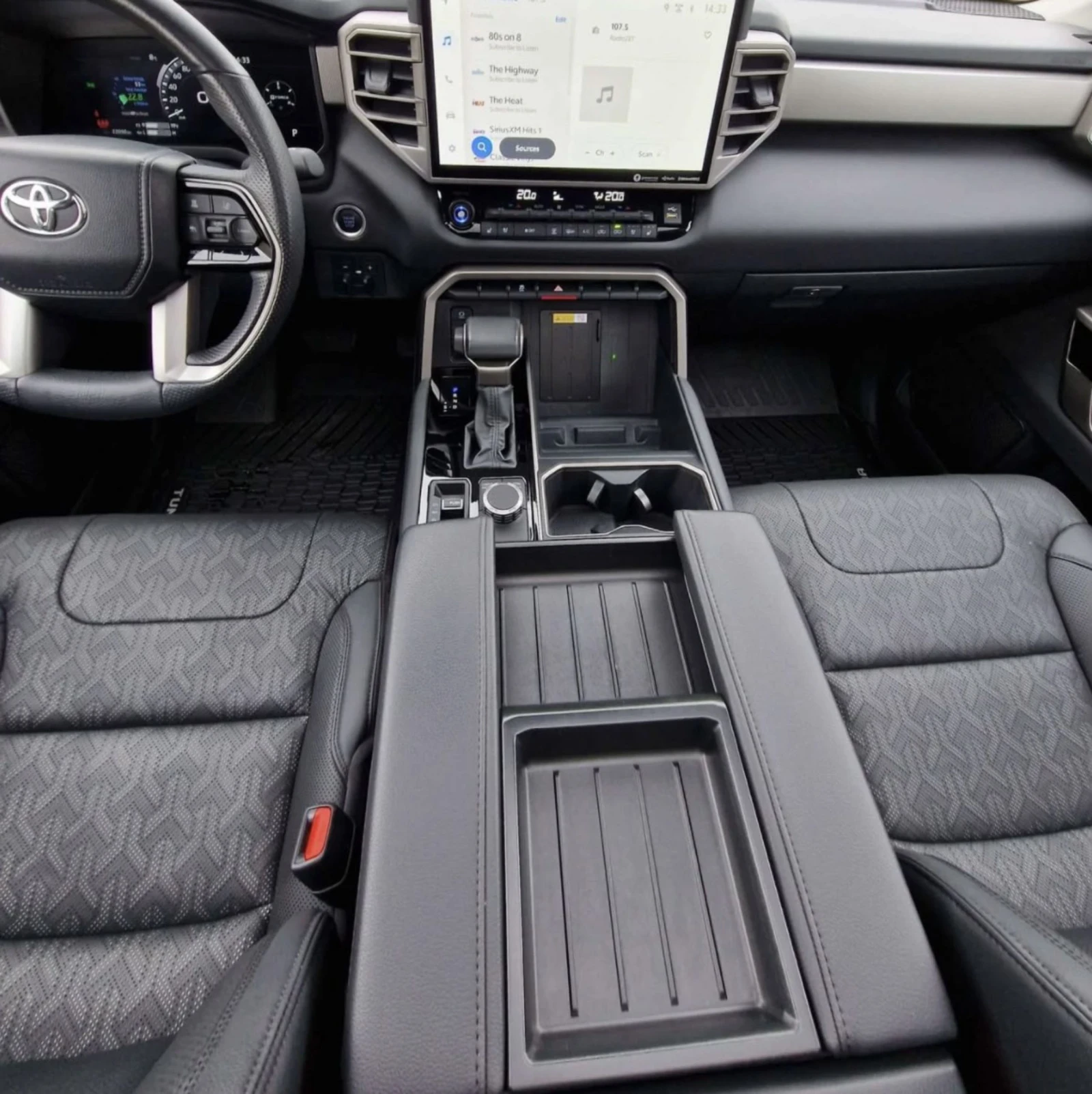 Toyota Tundra HYBRID , снимка 6 - Автомобили и джипове - 54600042