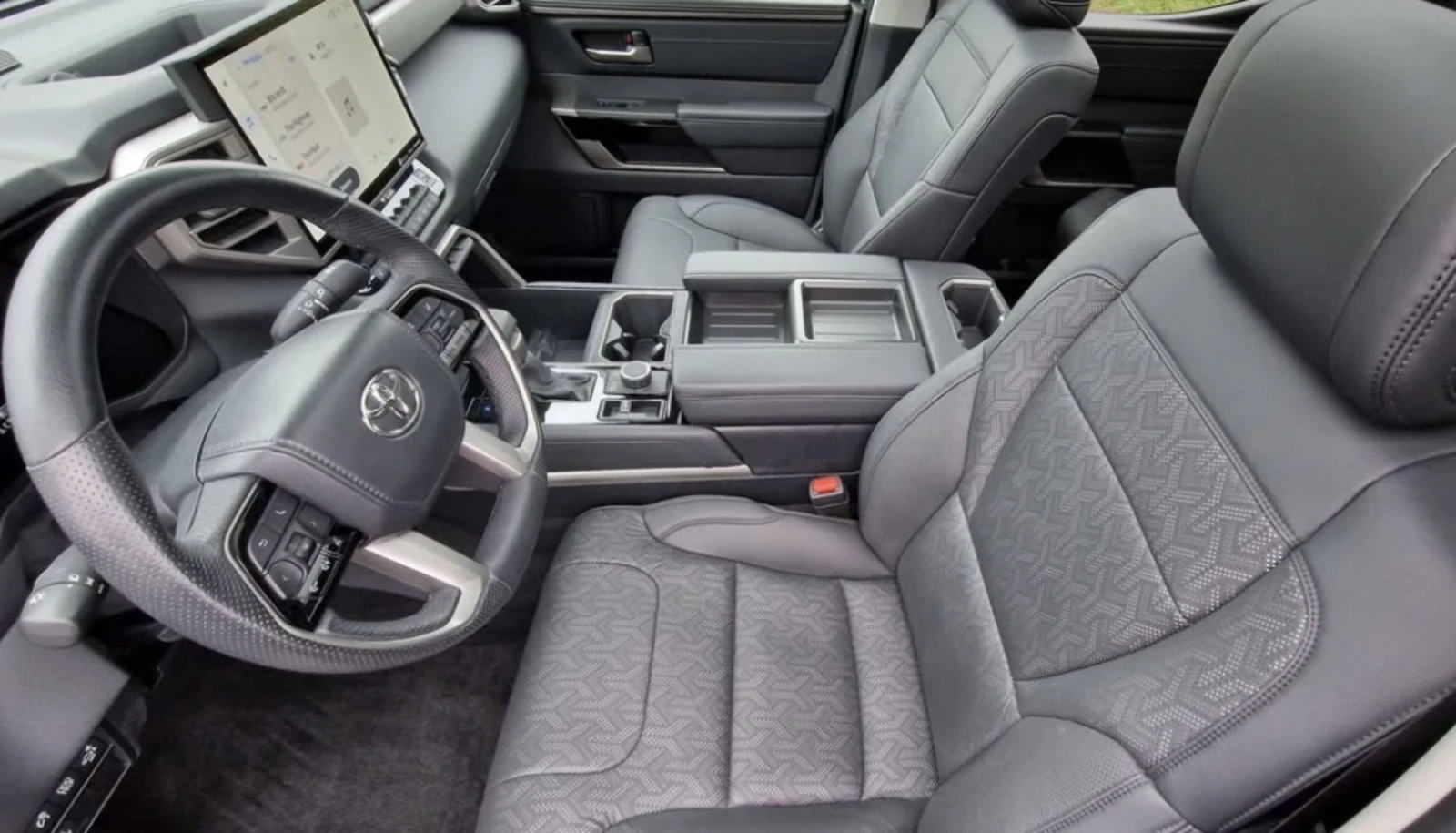 Toyota Tundra HYBRID , снимка 11 - Автомобили и джипове - 54600042