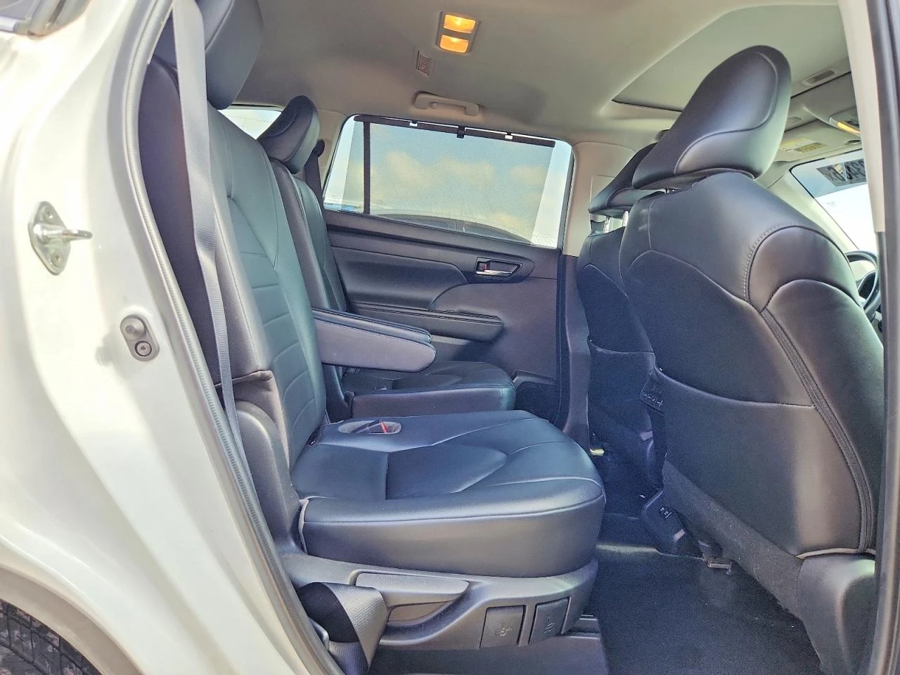 Toyota Highlander 3.5l Xle, снимка 11 - Автомобили и джипове - 55091903