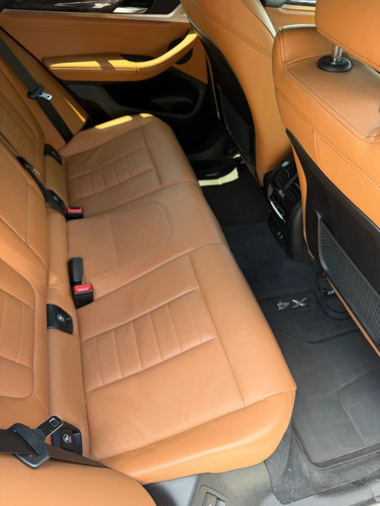 BMW X4 3.0i Xdrive* SHADOWLINE* Mpackage* Digital* Headup, снимка 7 - Автомобили и джипове - 55956797