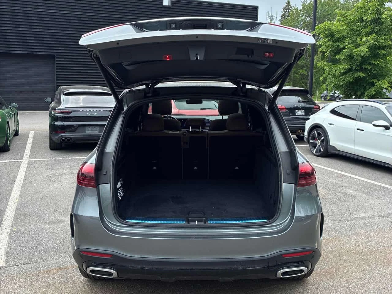 Mercedes-Benz GLE 350 / ДИСТРОНИК / 360 / BURMESTER / PANORAMA , снимка 6 - Автомобили и джипове - 55391887