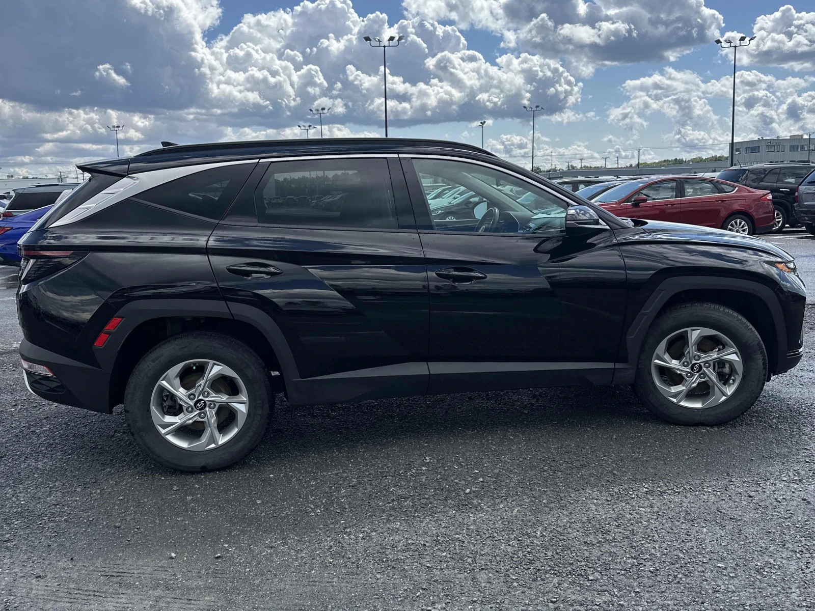 Hyundai Tucson, снимка 3 - Автомобили и джипове - 55690123