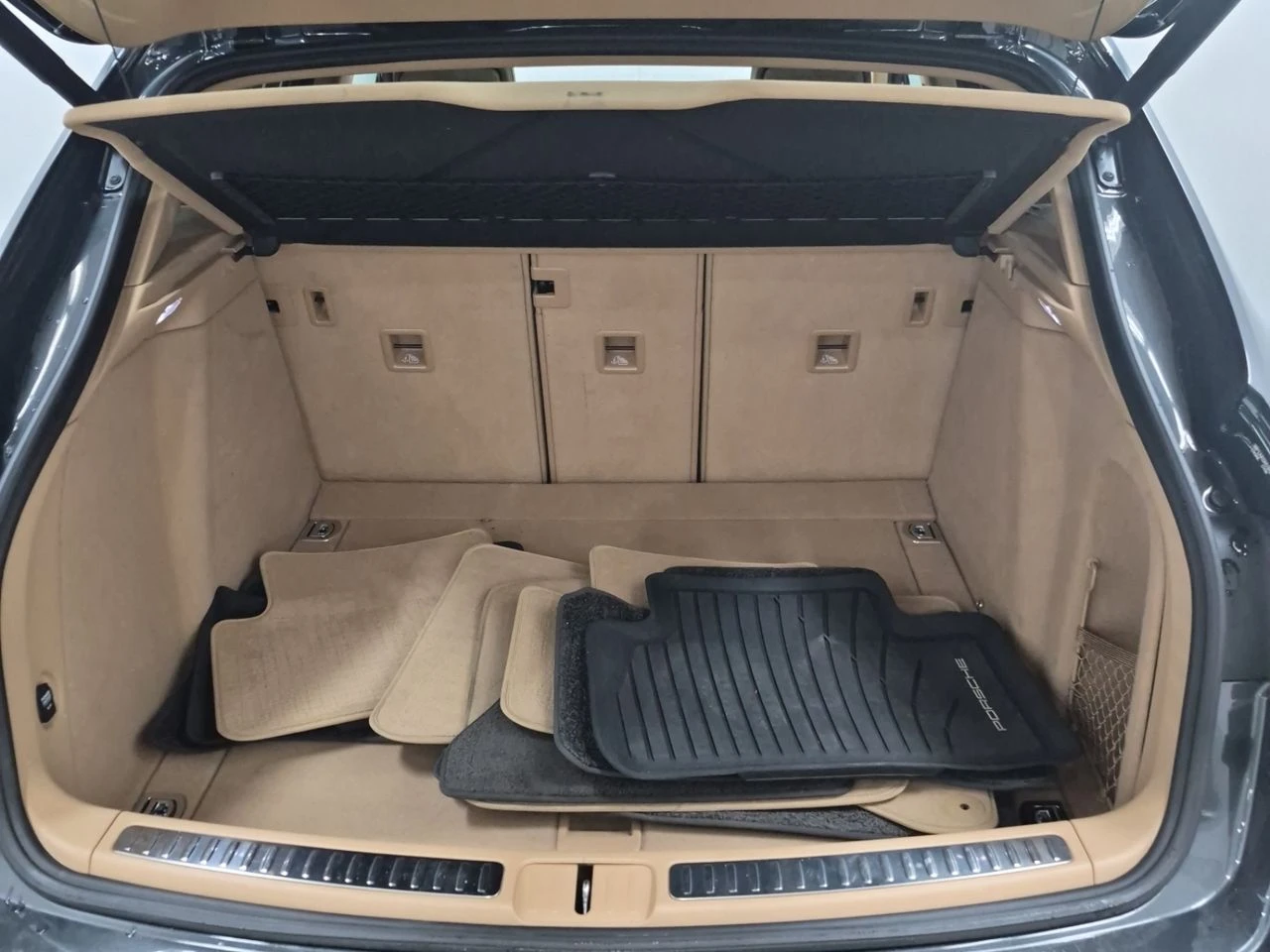 Porsche Macan AWD 4DR, снимка 14 - Автомобили и джипове - 55728780