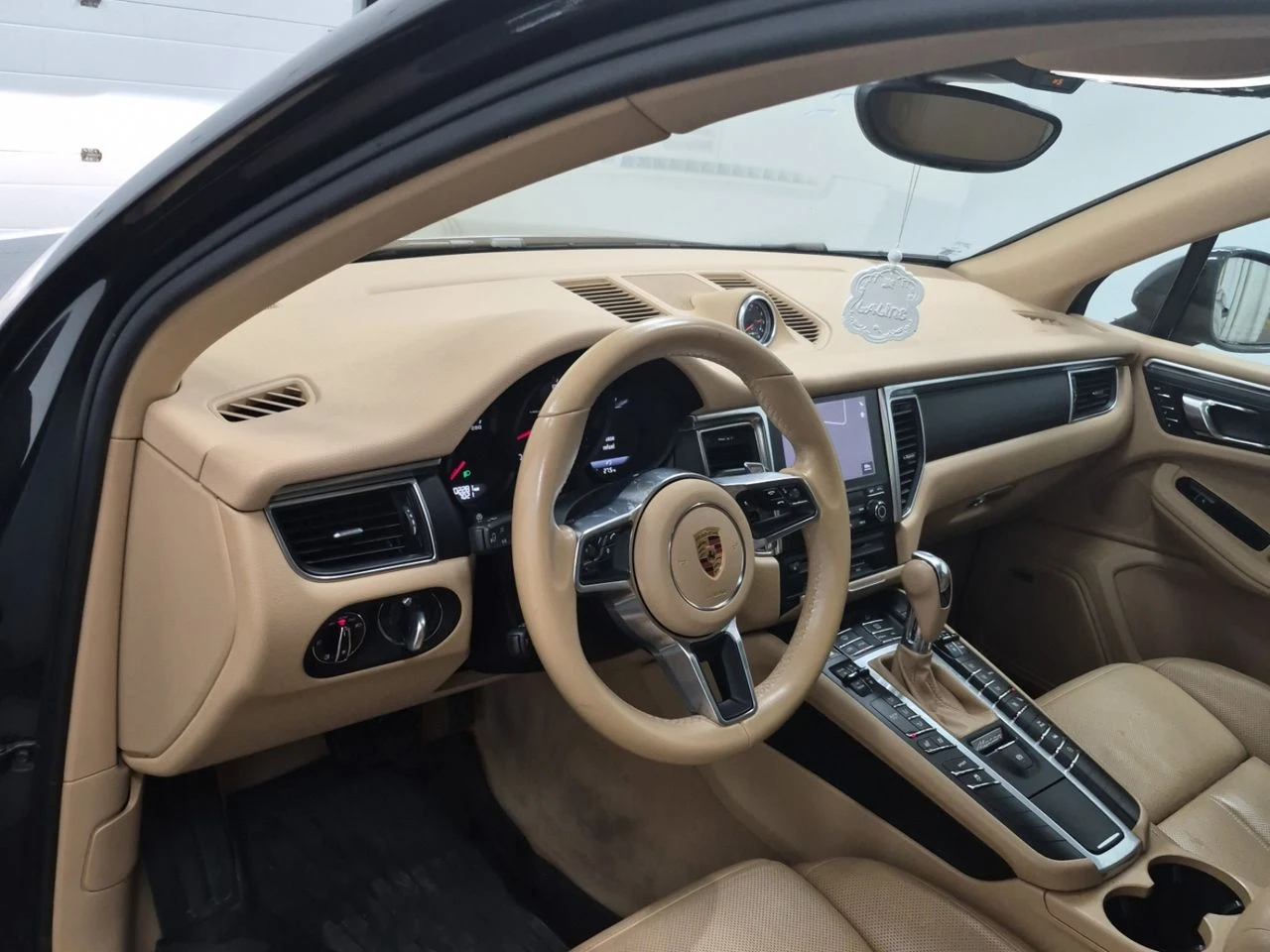 Porsche Macan AWD 4DR, снимка 10 - Автомобили и джипове - 55728780