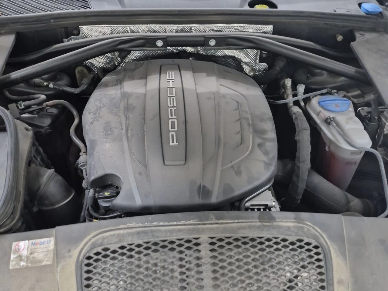 Porsche Macan AWD 4DR, снимка 16 - Автомобили и джипове - 55728780