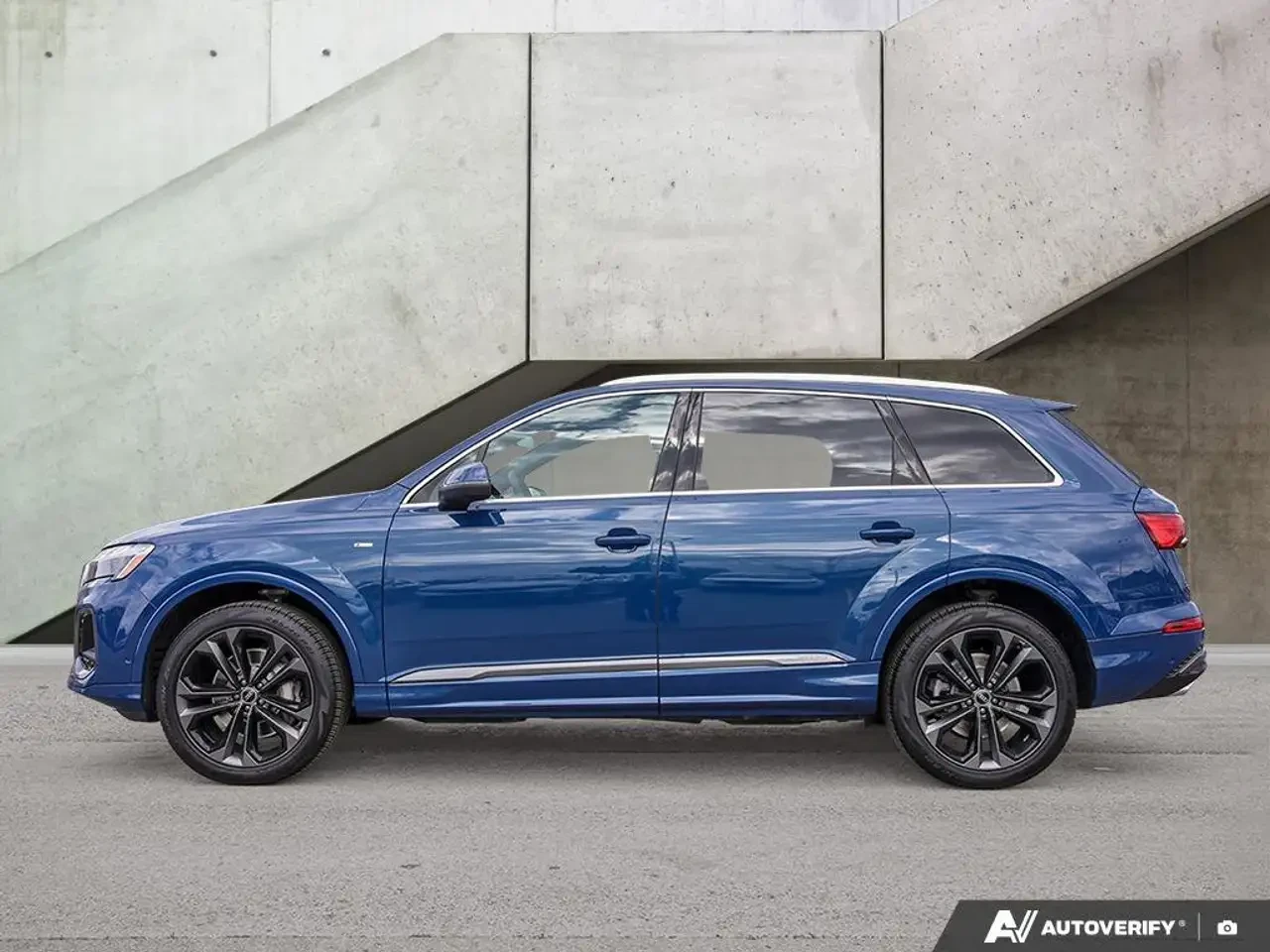 Audi Q7, снимка 3 - Автомобили и джипове - 56184077