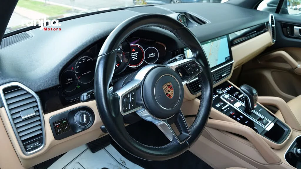 Porsche Cayenne 3.0T* CHRONO* ПАНОРАМА* КАМЕРА* КРАЙНА ЦЕНА, снимка 8 - Автомобили и джипове - 56256268