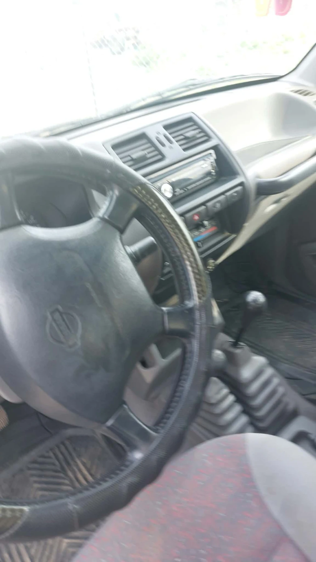 Nissan Terrano, снимка 5 - Автомобили и джипове - 56523943