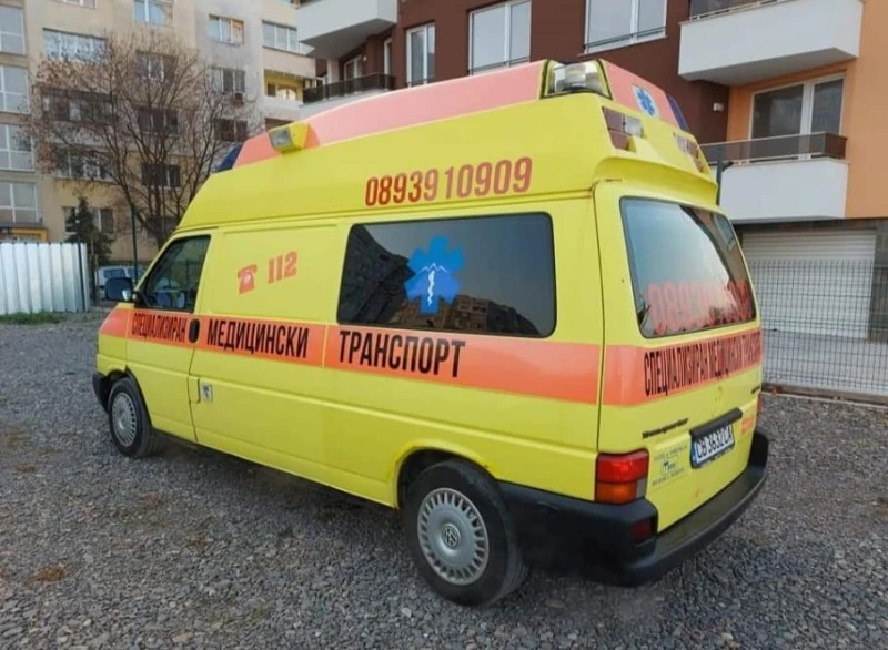 VW Transporter, снимка 4 - Бусове и автобуси - 47412006