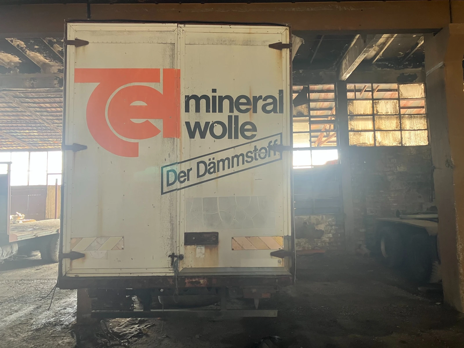 Mercedes-Benz 1117 ФУРГОН, снимка 5 - Камиони - 54092598