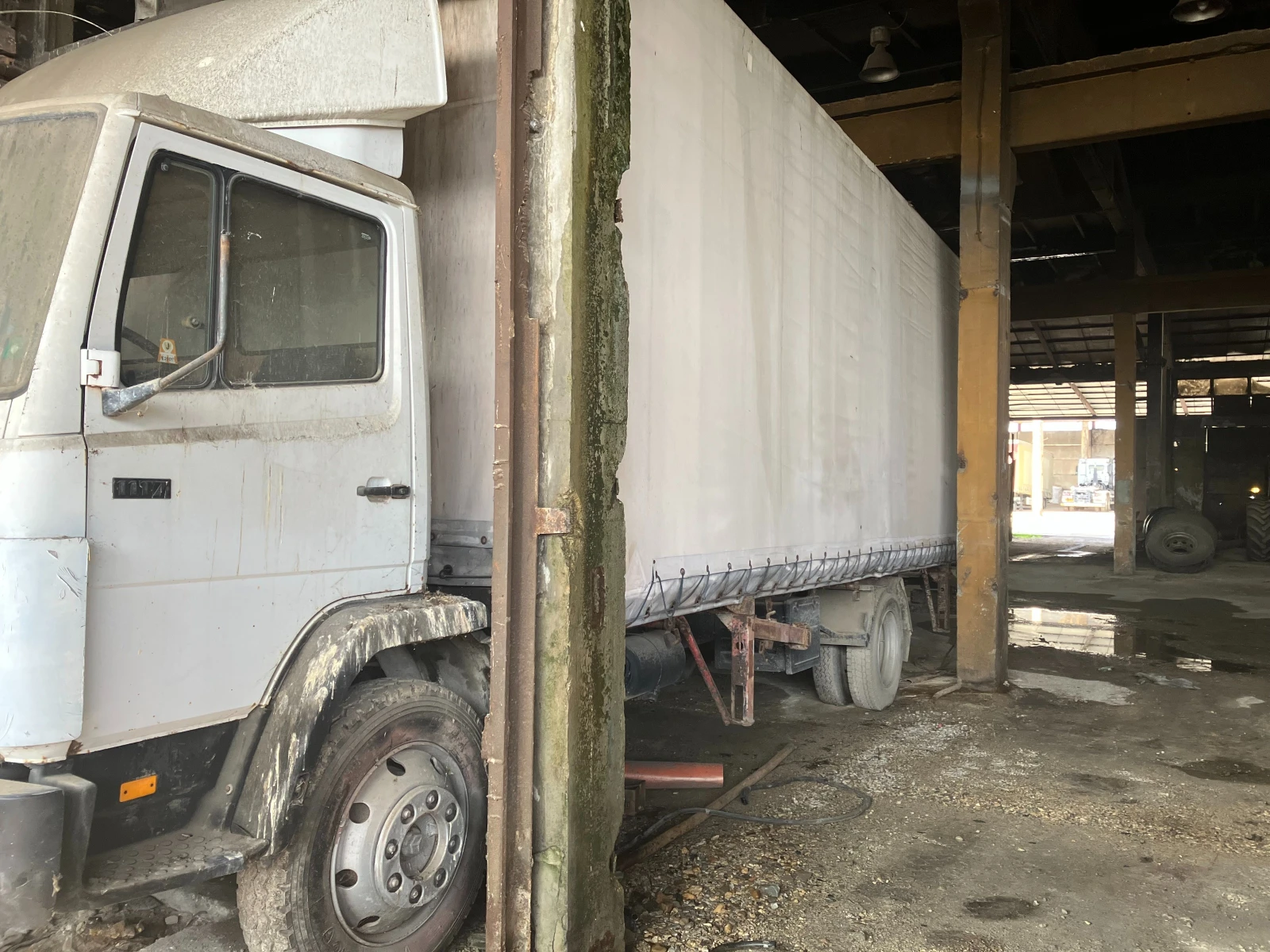 Mercedes-Benz 1117 ФУРГОН, снимка 3 - Камиони - 54092598