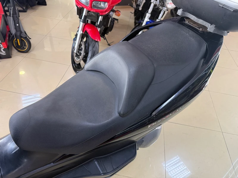 Suzuki Burgman 400cc., снимка 11 - Мотоциклети и мототехника - 51746211