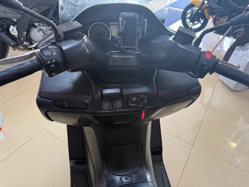 Suzuki Burgman 400cc., снимка 12 - Мотоциклети и мототехника - 51746211