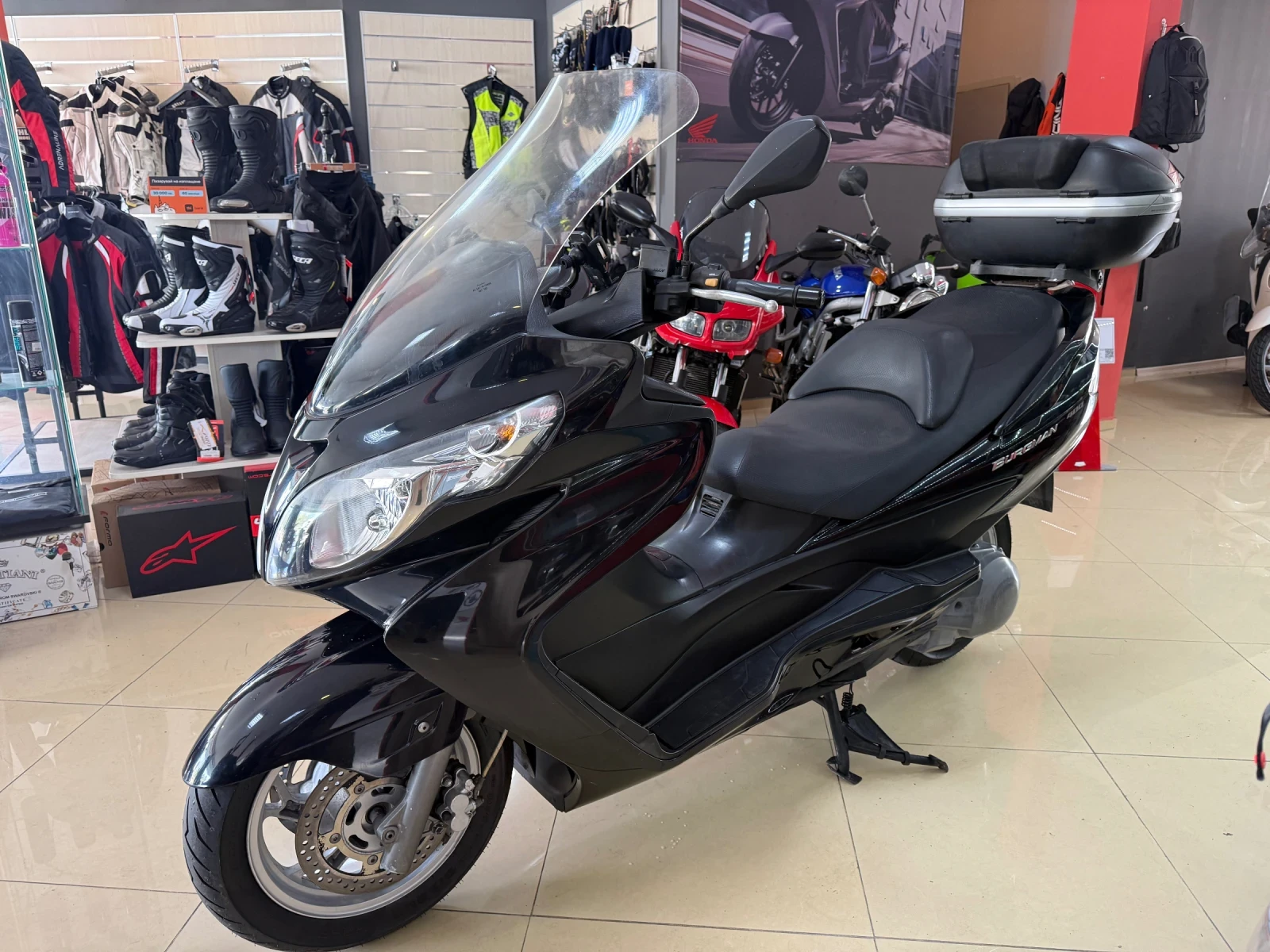 Suzuki Burgman 400cc. - изображение 9
