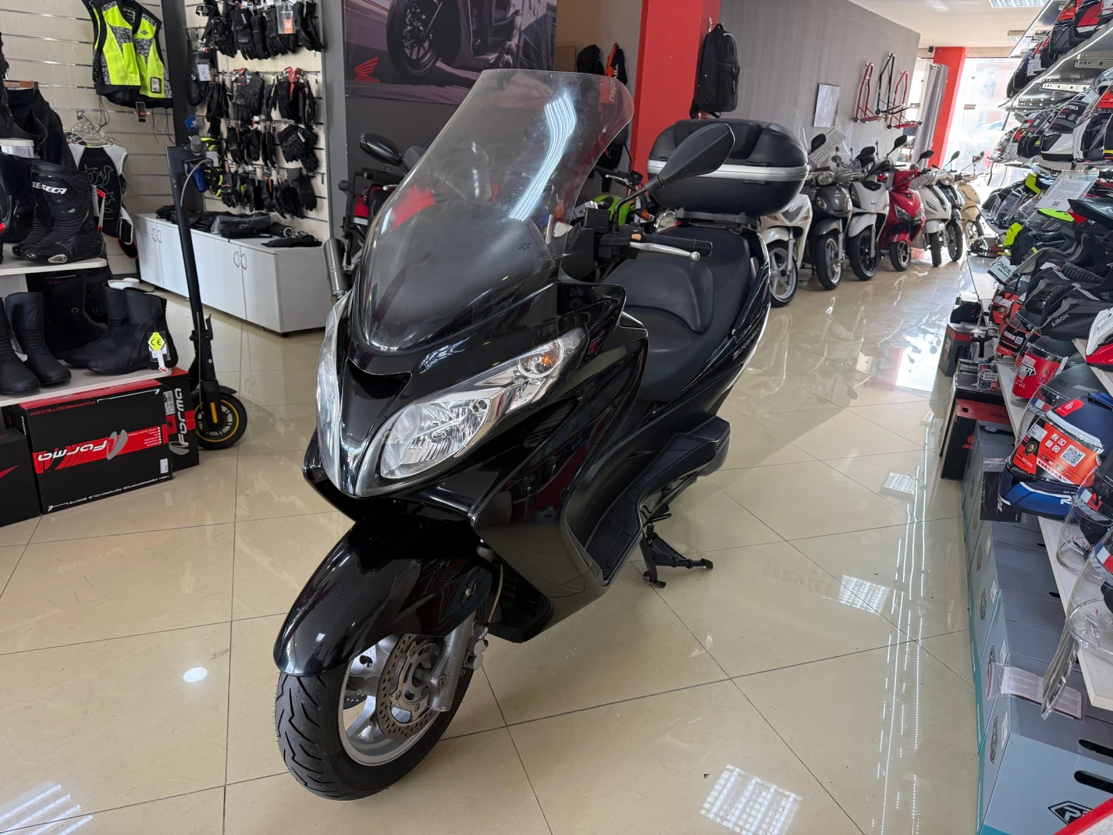 Suzuki Burgman 400cc. - изображение 10