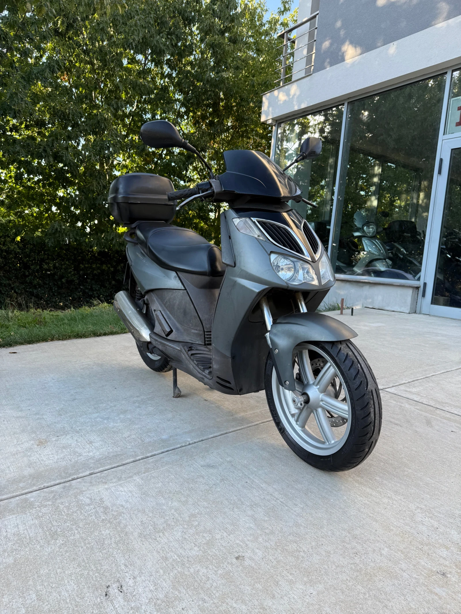 Aprilia 200  - изображение 2