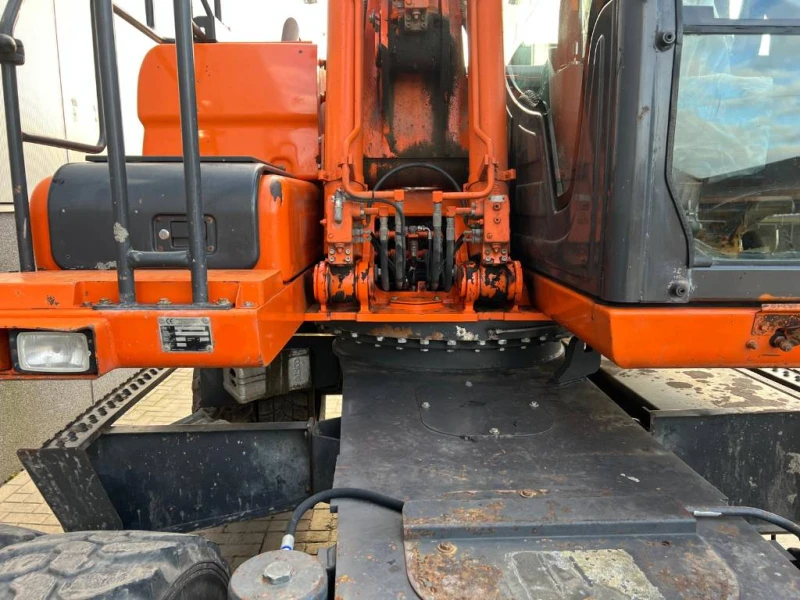 Багер DOOSAN DX 140 W-3, снимка 6 - Индустриална техника - 48318112