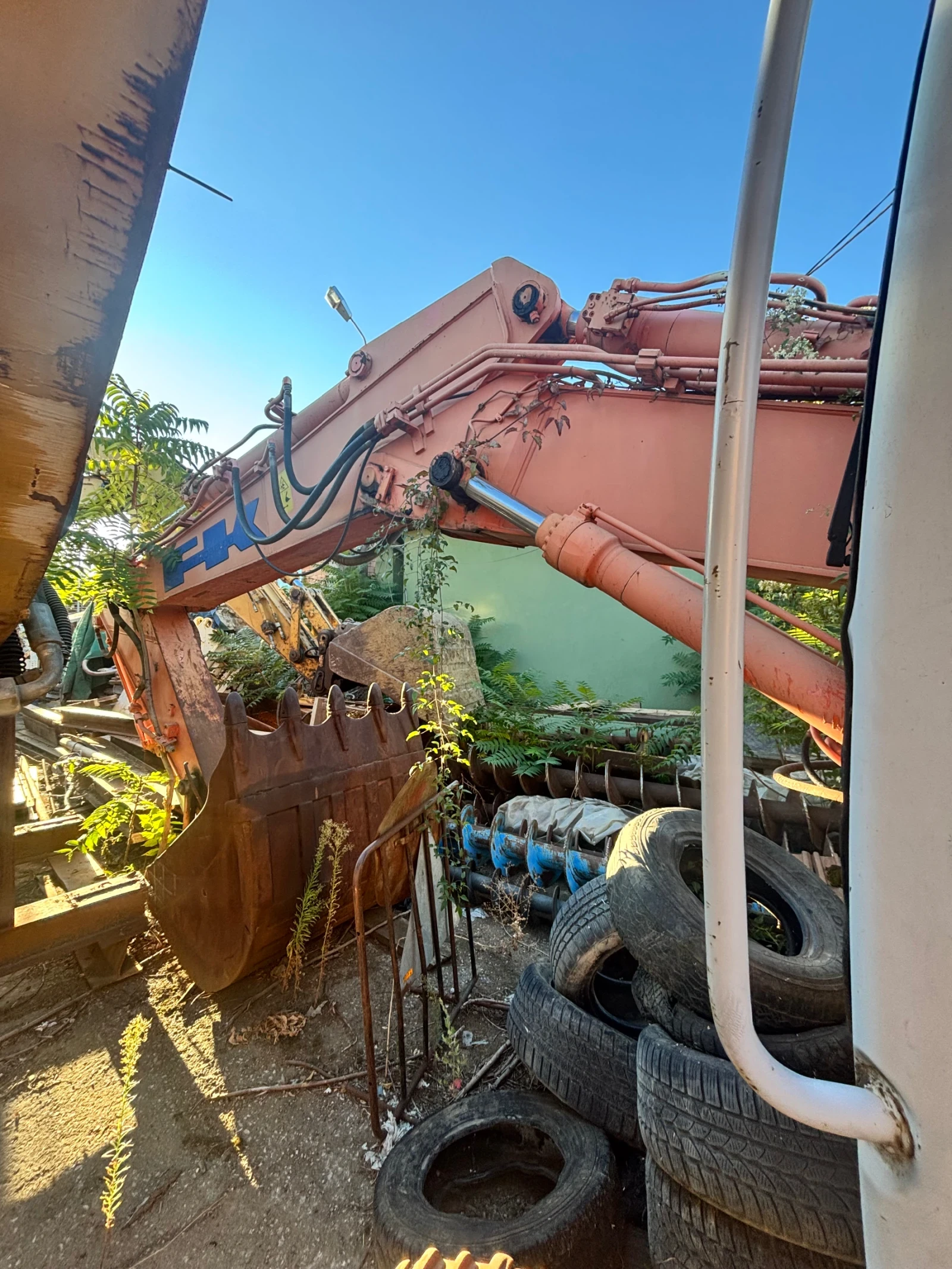 Багер Kobelco Kobelco ex215