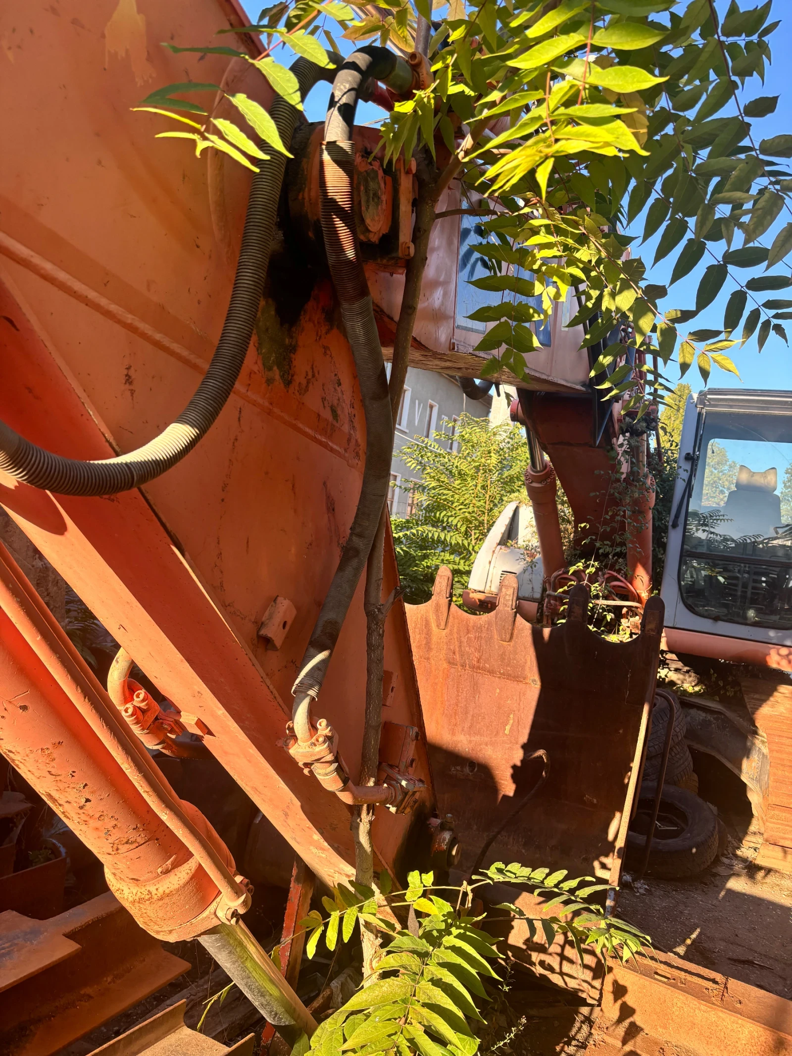 Багер Kobelco Kobelco ex215, снимка 5 - Индустриална техника - 56351517