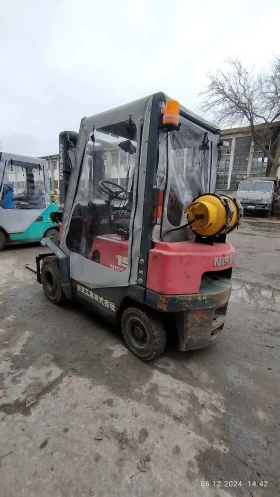 Мотокар Nissan, снимка 2