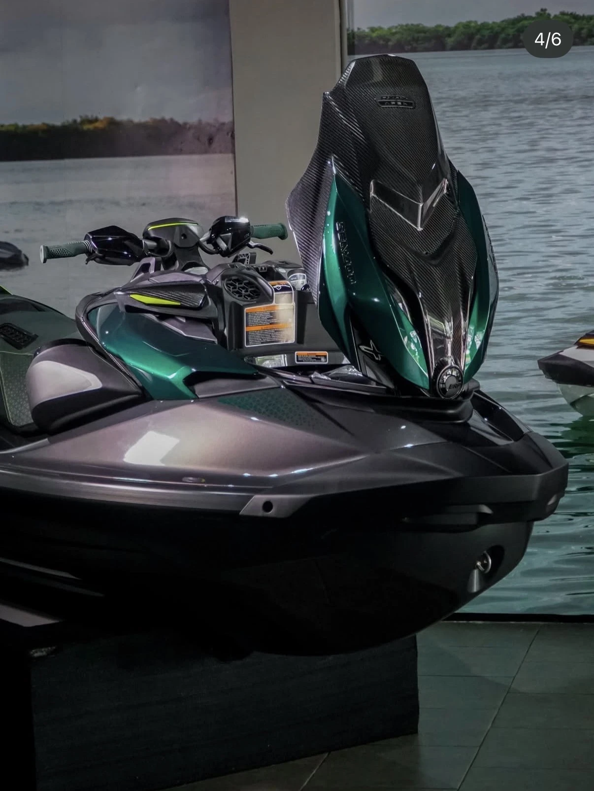 Джет Bombardier Sea Doo Apex 300 carbon LIMITED EDICION , снимка 10 - Воден транспорт - 53393459