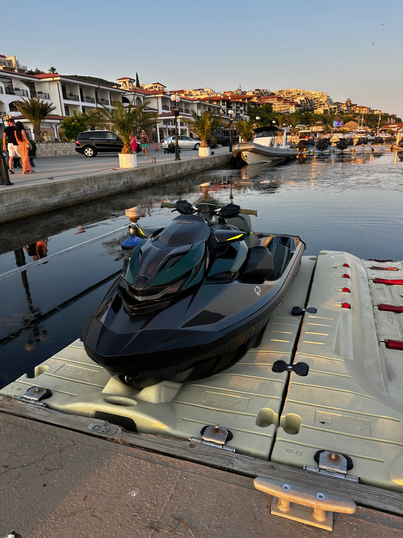 Джет Bombardier Sea Doo Apex 300 carbon LIMITED EDICION  - изображение 6