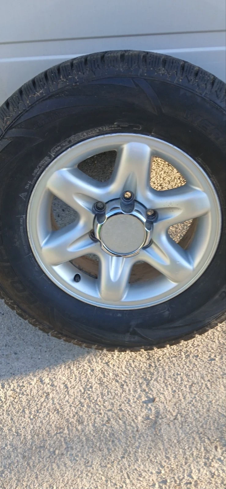 ���� � ������ 245/70R16 | Mobile.bg � ����������� 2