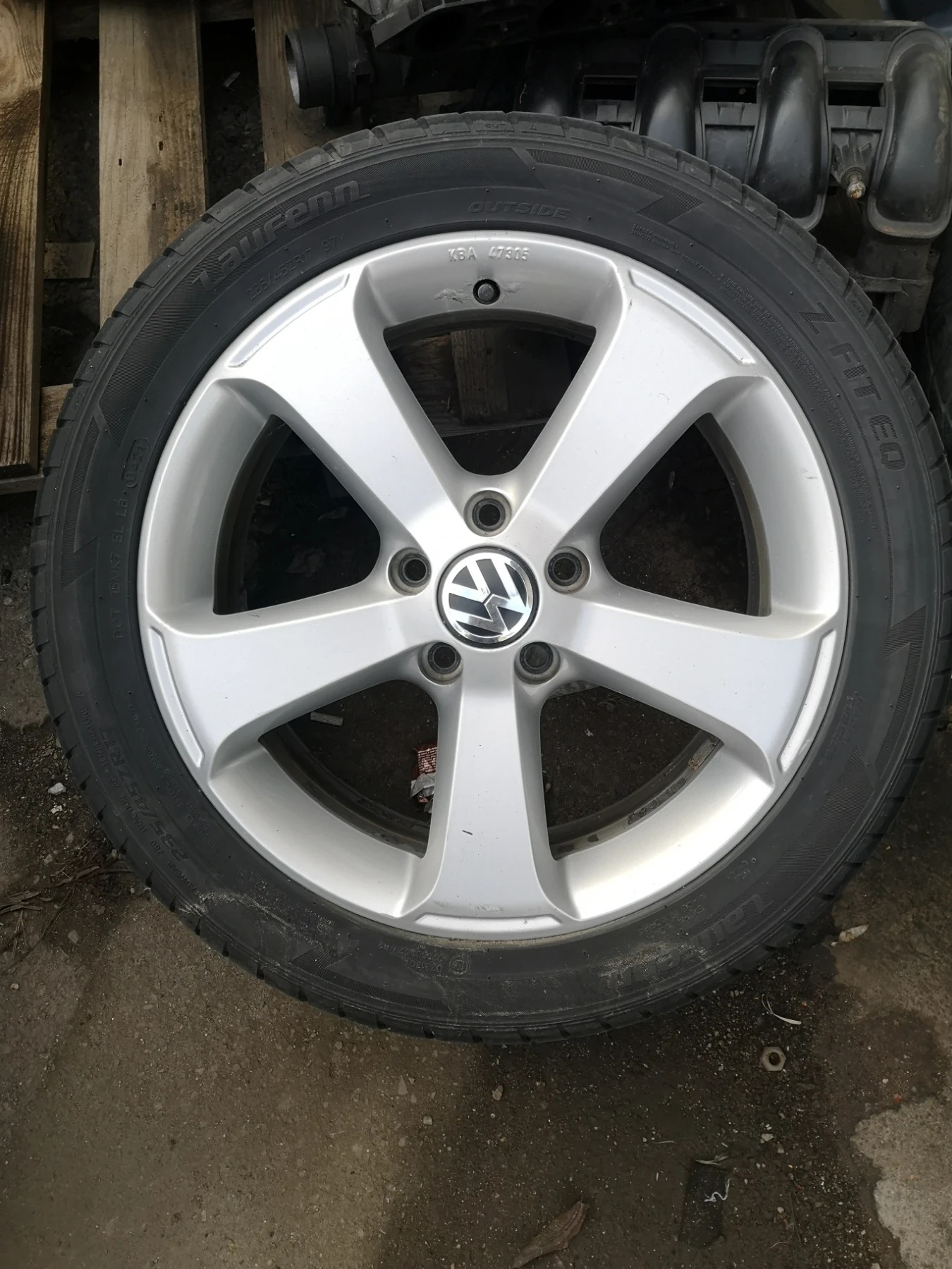    235/45R17  VW | Mobile.bg   3
