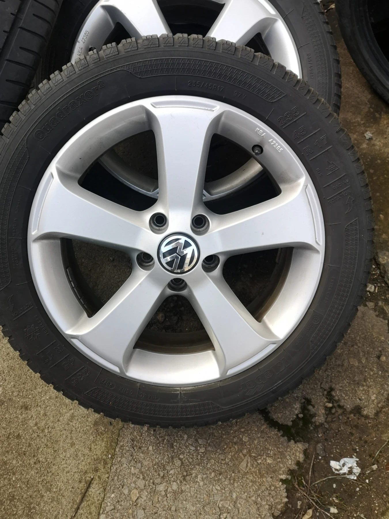    235/45R17  VW | Mobile.bg   10