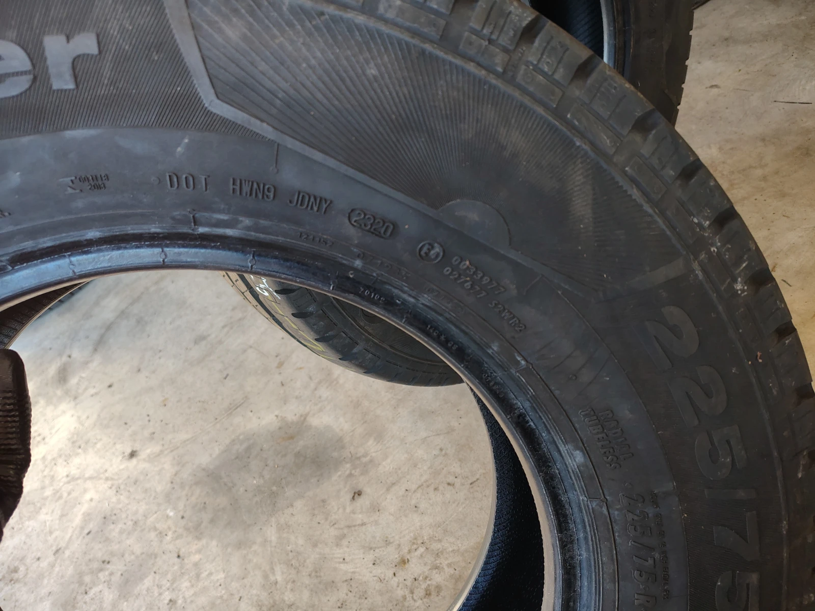 Гуми Летни 225/75R16, снимка 7 - Гуми и джанти - 53746726