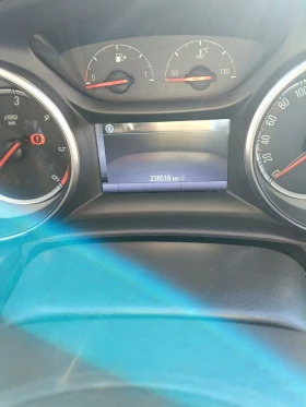 Opel Astra 1.6 CDTI уникат, снимка 14