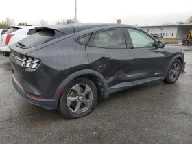 Ford Mustang Mach-E Select AWD, снимка 3