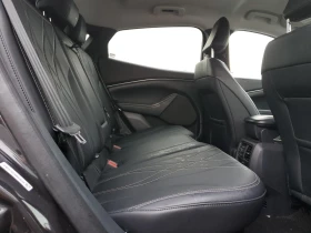 Ford Mustang Mach-E Select AWD, снимка 11