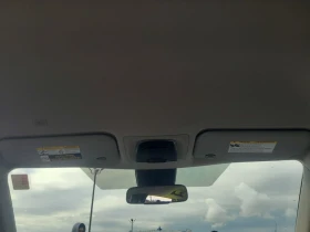 Toyota Corolla Cross * L * CARFAX *    | Mobile.bg    9