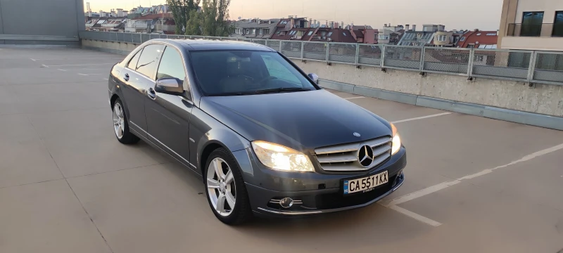 Mercedes-Benz C 220, снимка 1 - Автомобили и джипове - 47597878