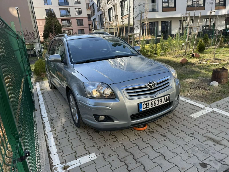 Toyota Avensis 2.2, снимка 2 - Автомобили и джипове - 48131933