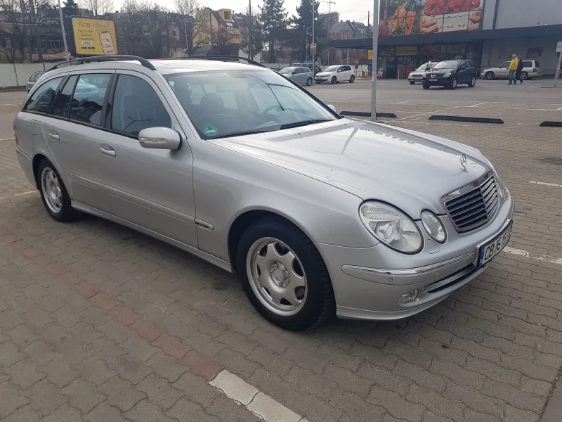 Mercedes-Benz E 320, снимка 7 - Автомобили и джипове - 49505212