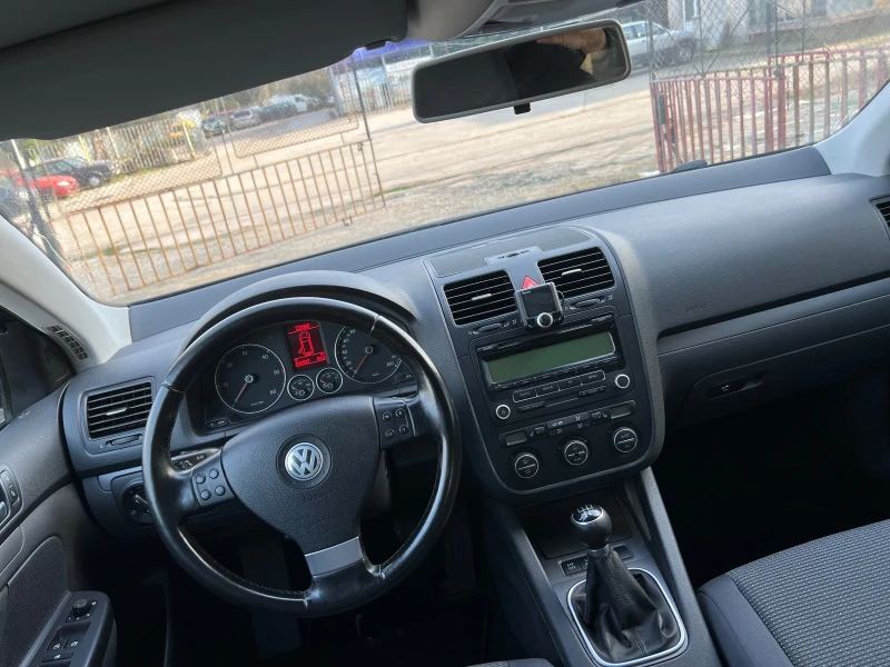 VW Golf 1.9TDI 105kc, снимка 7 - Автомобили и джипове - 52653903