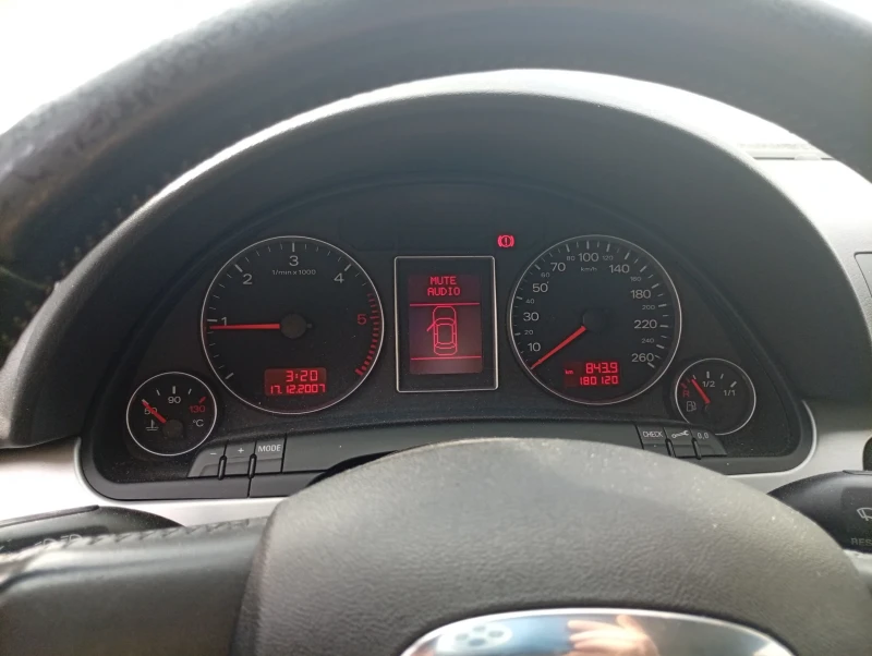 Audi A4, снимка 9 - Автомобили и джипове - 53522926