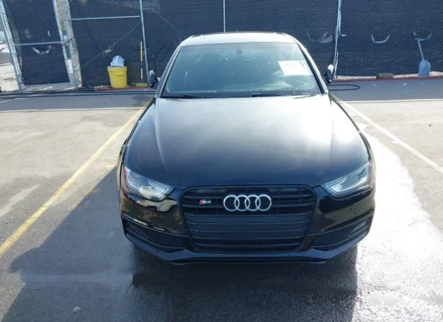 Audi S4 Quattro* S-Ttonic* Keyless* Алкантара* Подгрев* , снимка 4 - Автомобили и джипове - 48764851