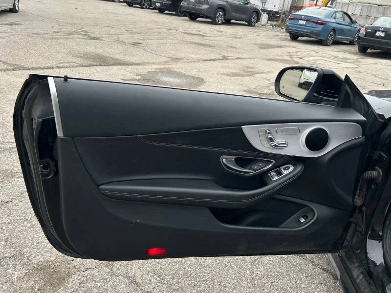 Mercedes-Benz C 300 COUPE 4MATIC /ПАНОРАМА/360/ПОДГРЕВИ, снимка 11 - Автомобили и джипове - 54378992