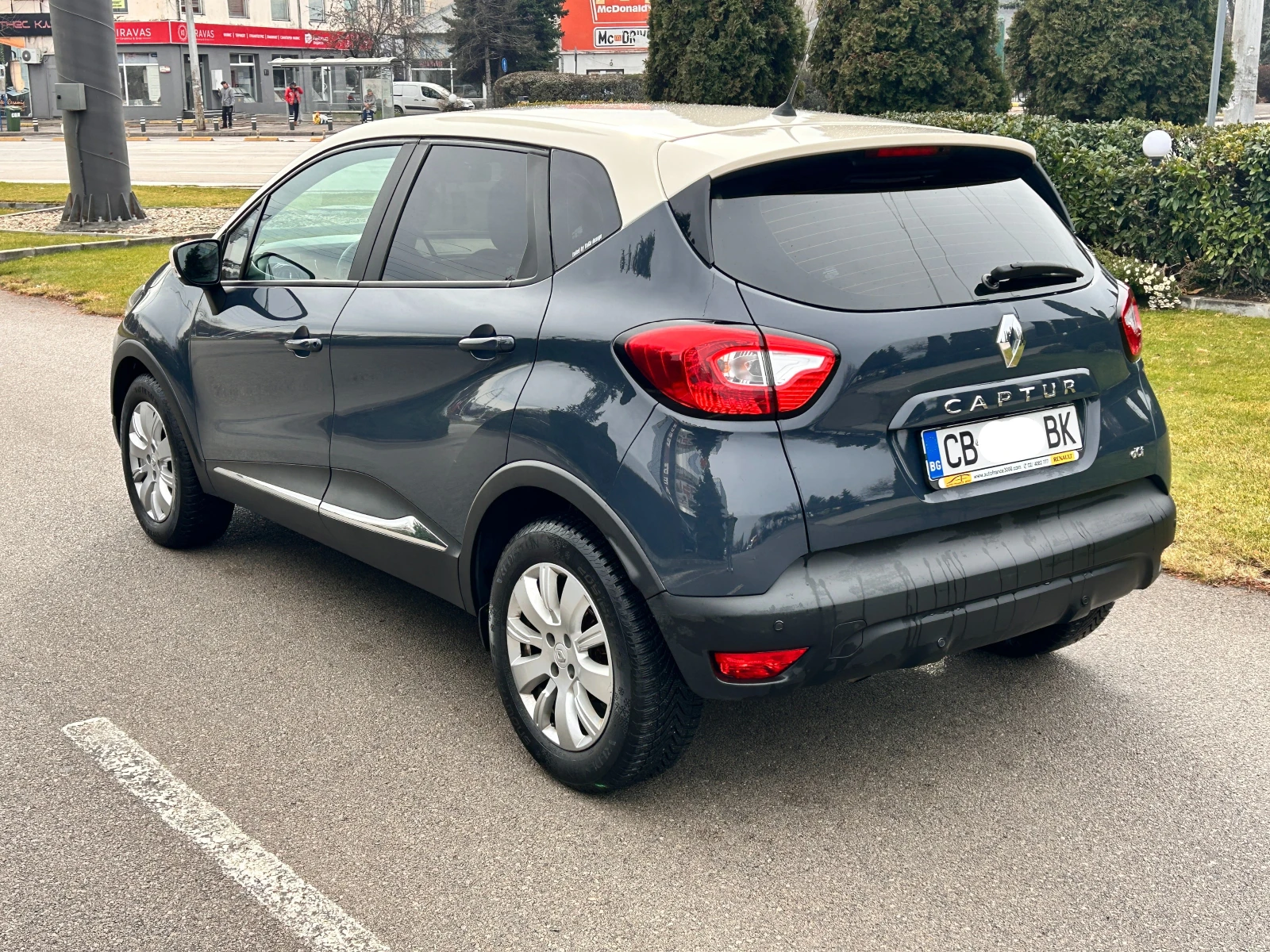 Renault Captur 1.5dci - изображение 3
